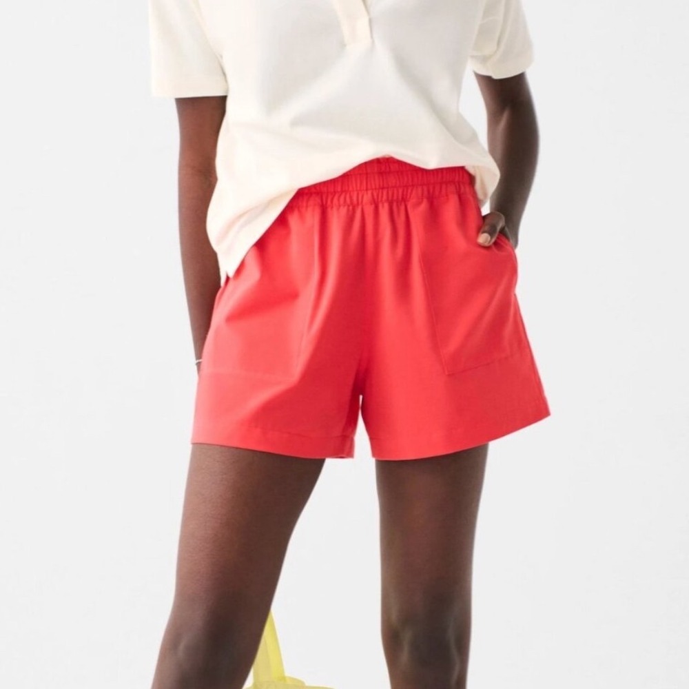 NWT Faherty All Day Short Medium Hibiscus